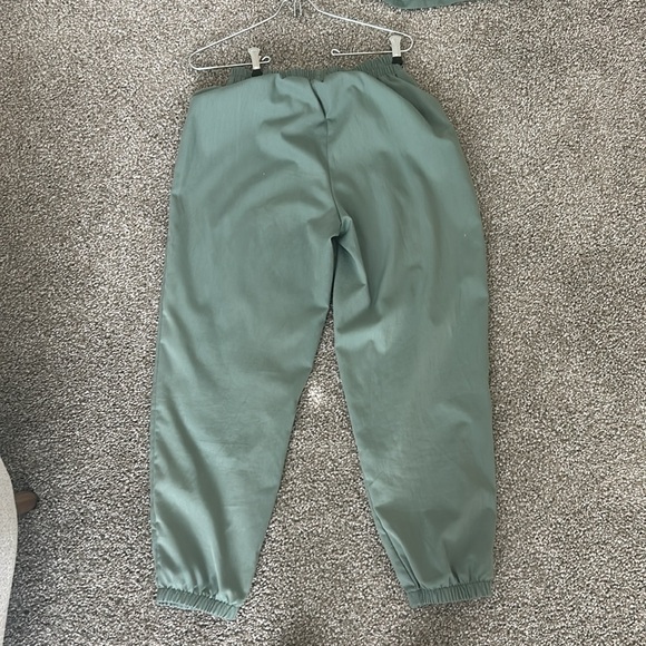 Army green matching set - Picture 4 of 4